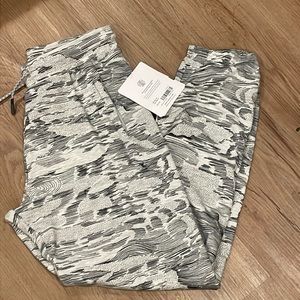 NWT- Athleta girl- warm up 2.0 super soft jogger sz XL